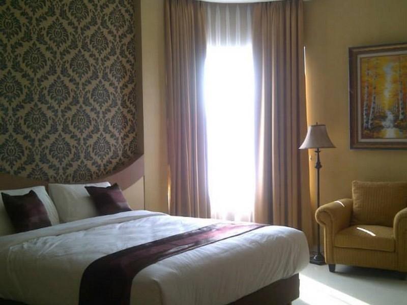 Grand Dian Boutique Hotel Cirebon Extérieur photo