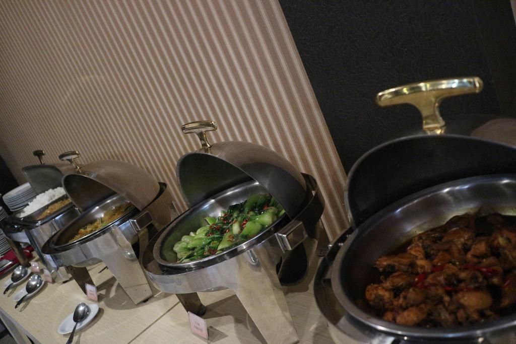 Grand Dian Boutique Hotel Cirebon Extérieur photo