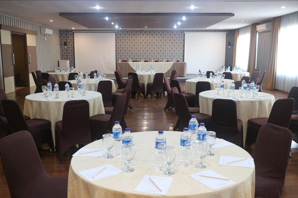 Grand Dian Boutique Hotel Cirebon Extérieur photo