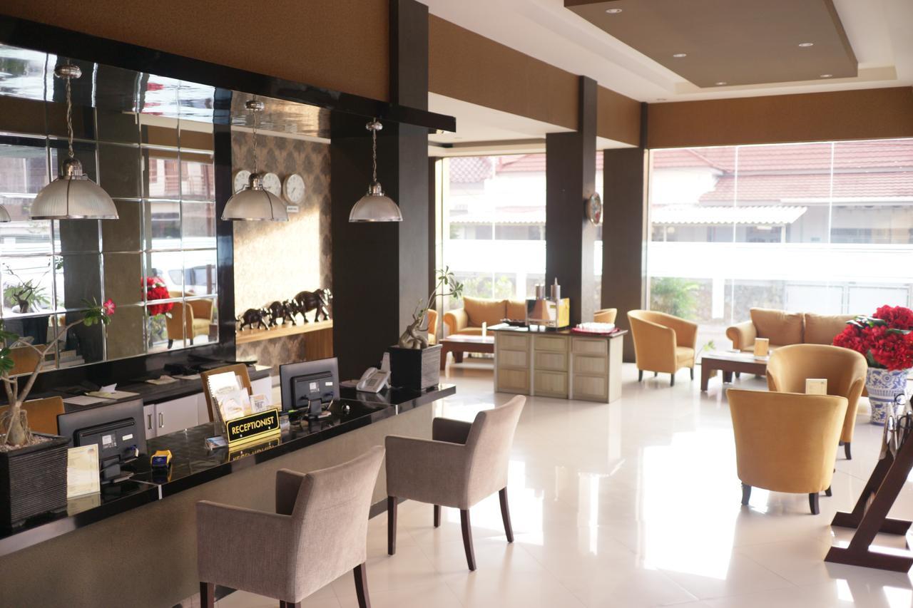 Grand Dian Boutique Hotel Cirebon Extérieur photo