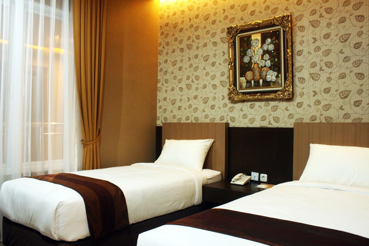 Grand Dian Boutique Hotel Cirebon Extérieur photo