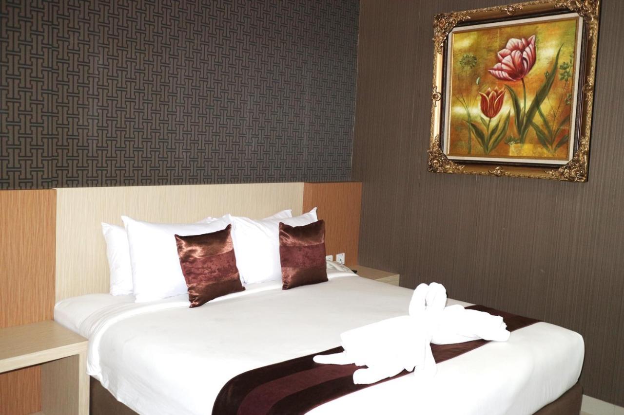 Grand Dian Boutique Hotel Cirebon Extérieur photo